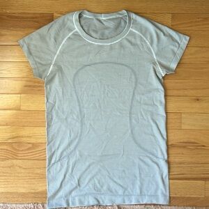 Lululemon Swiftly Tech Short Sleeve Shirt